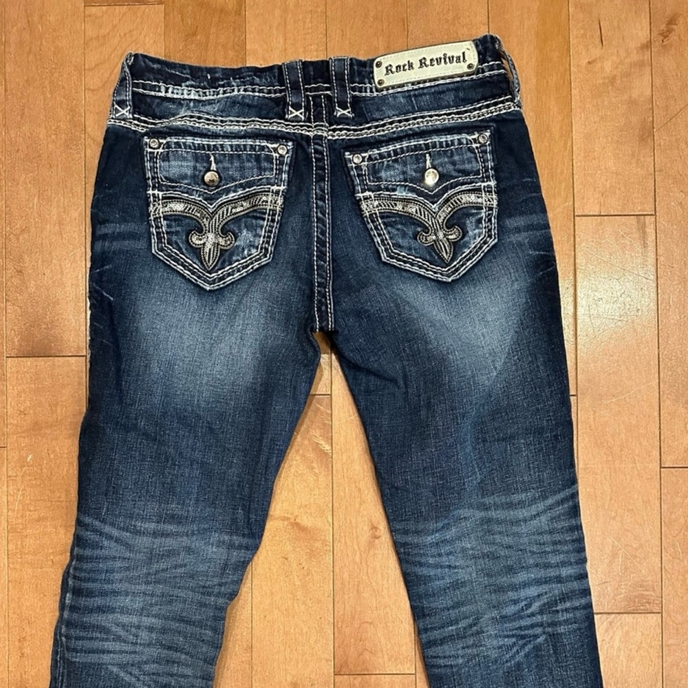 *Great Condition* ROCK REVIVAL size 28 Dania easy skinny 30” inseam, 8” rise.